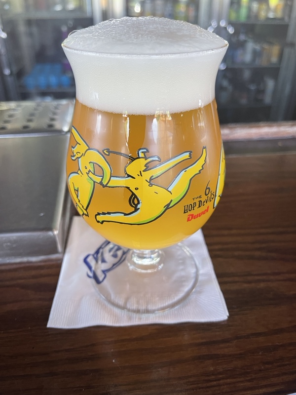 2022 Winking Lizard World Tour Of Beers #32 – Duvel Belgian Blonde