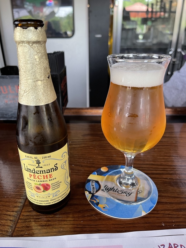 2022 Winking Lizard World Tour Of Beers #37 – Lindemans Pêche Fruit Lambic