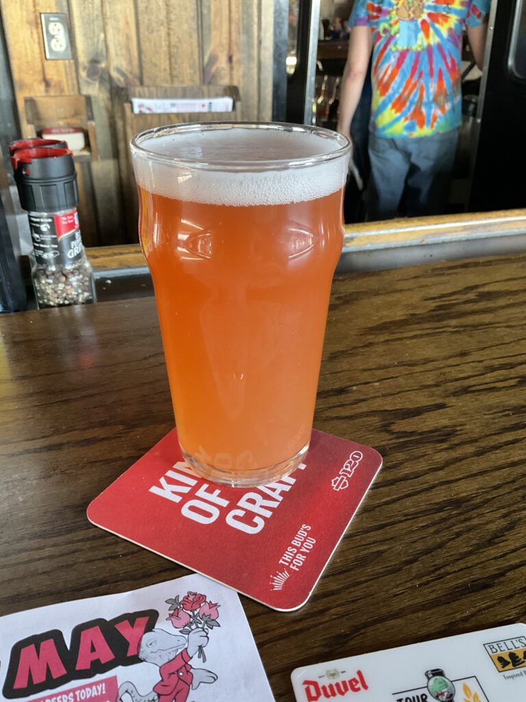 A glass of Thirsty Dog Blood Hound IPA on the bar at the Winking Lizard. 