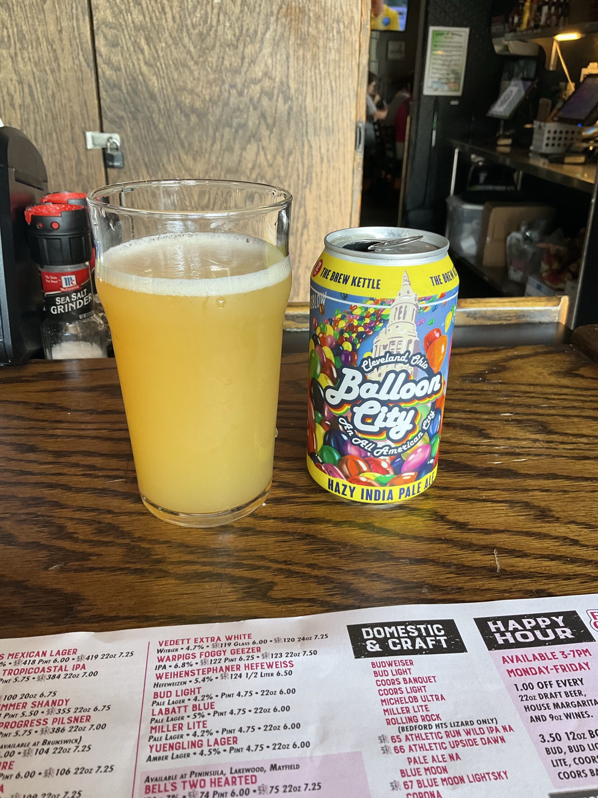 2023 Winking Lizard World Tour Of Beers #54 – Brew Kettle Balloon City IPA 12 oz Can (14)